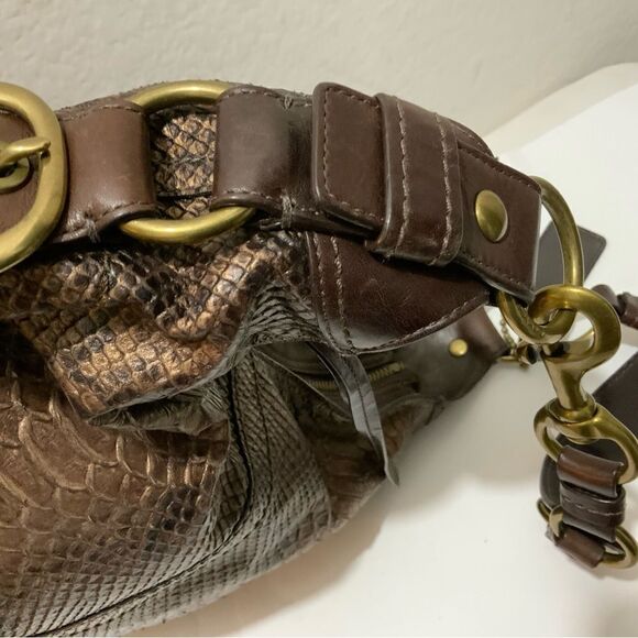 COACH LTD BLEECKER CHOCOLATE PRINTED PYTHON SLIM DUFFLE SHOULDER BAG PURSE RARE! - Picture 10 of 16